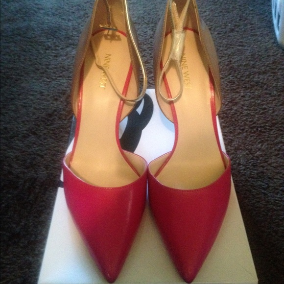 A pink, brown and bronze ankle strap heel - Picture 2 of 4