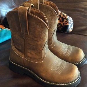 Ariat  Boots Tan color