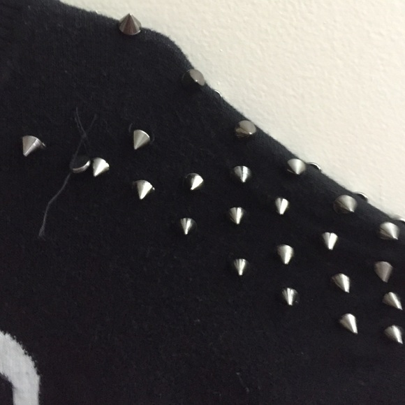 Cute keep calm  sweater size small - Picture 2 of 4