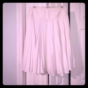 White House Black Market white pleated skirt
