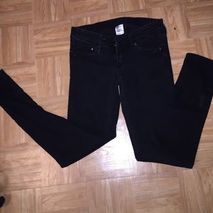 Black skinny jeans