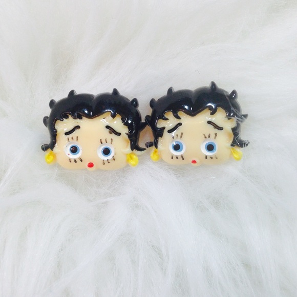 🌸Betty boop earrings