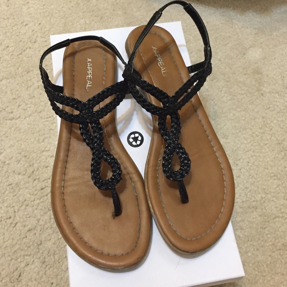 Xappeal black sandals