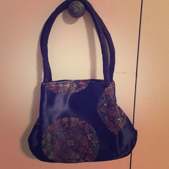 Chinese-styled handbag.