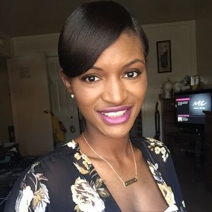 Hello I'm your seller ☺️💞