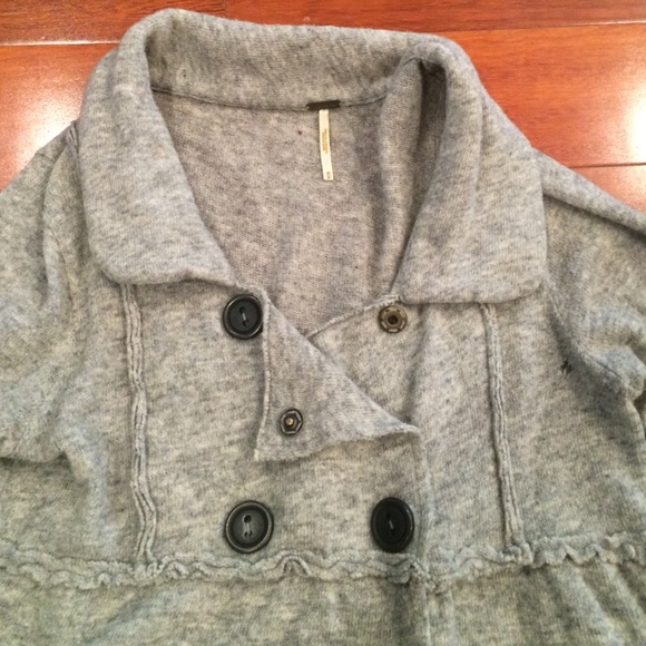 Free People grey sweater - Picture 2 of 4