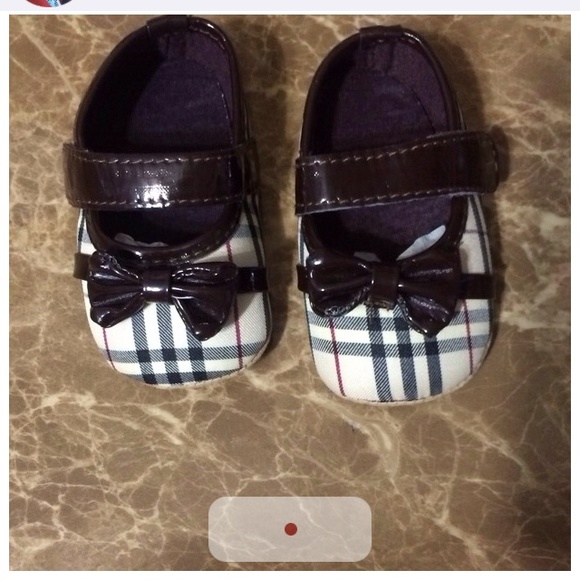 Baby girl shoes 6-9 month