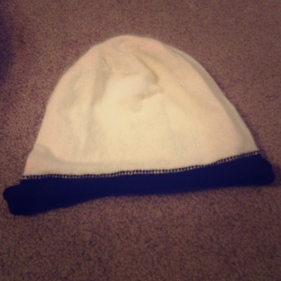 Hat with matching fingerless gloves