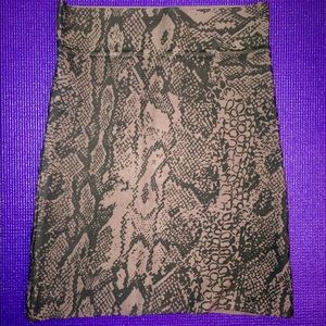 BCBG snake print bandage skirt
