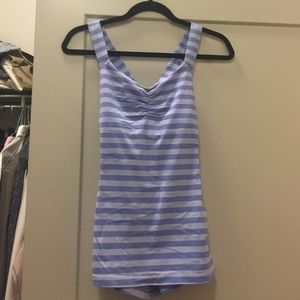 Like New - Lululemon kickboxing tank!