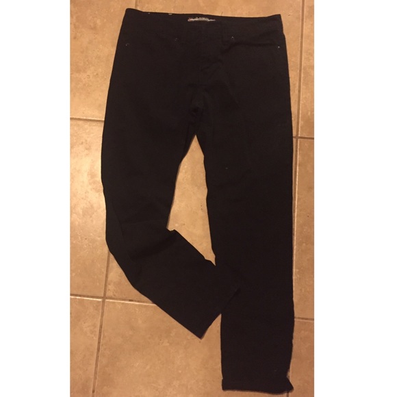 Black Skinny Jeans
