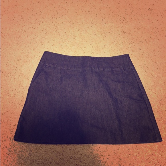 SOLD IN BUNDLE, Kenneth Cole Jean skirt, Size 12 - Picture 1 of 2