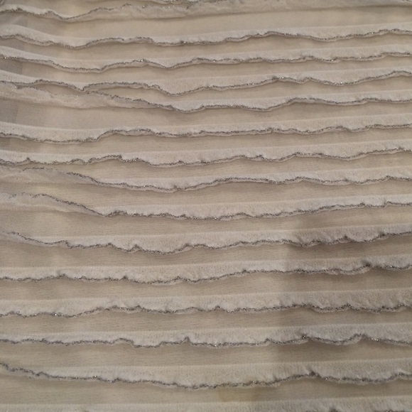 Free People white and silver ruffle tank - Picture 3 of 4