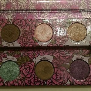 Urban Decay the feminine palette eyeshadow only