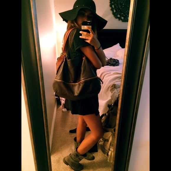 urban outfitters purse! Great condition