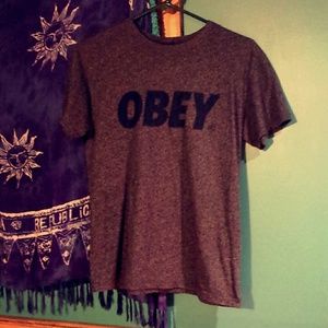OBEY tshirt