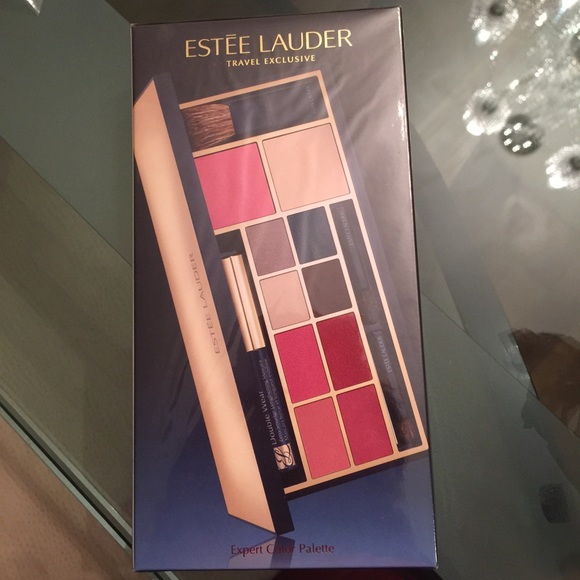 🚫SOLD🚫Travel palette makeup set Estee lauder