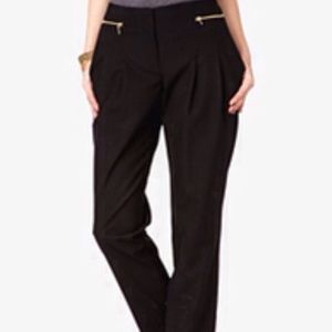 NWTS Black Forever 21 Zippered Pleated Pants Med