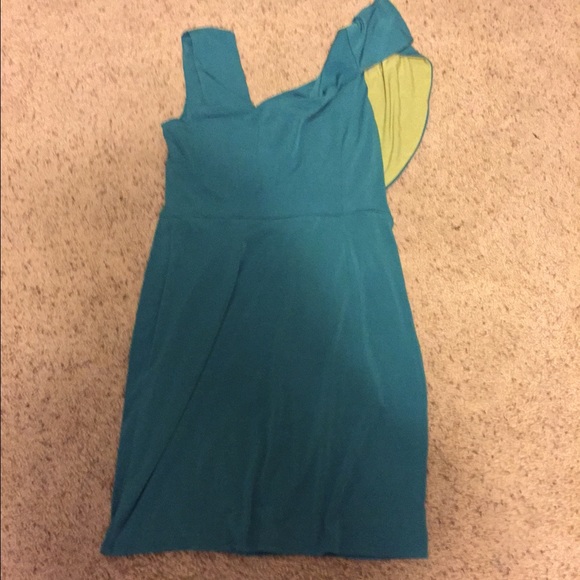 Springy dress, size 12 - Picture 3 of 3