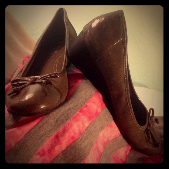 Forest Green suede Low Wedge