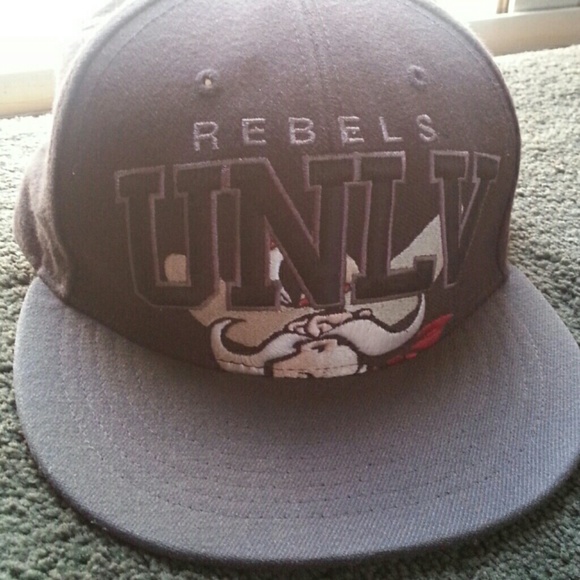REBELS UNLV SNAPBACK