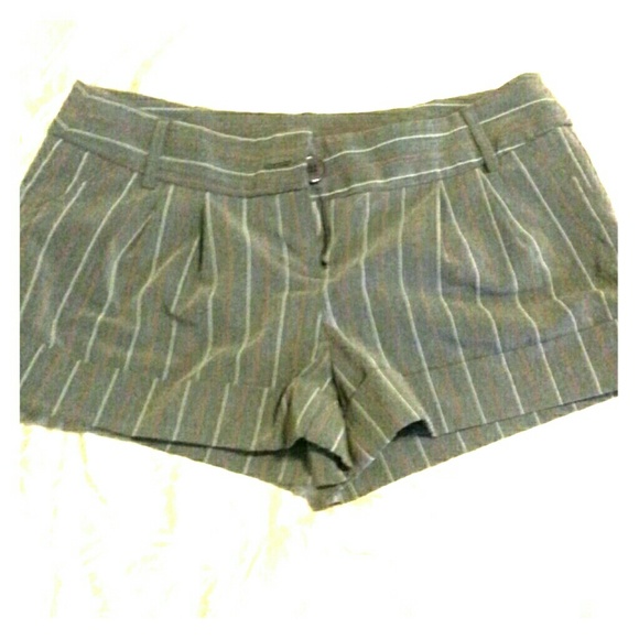 Never worn buisness looking booty shorts