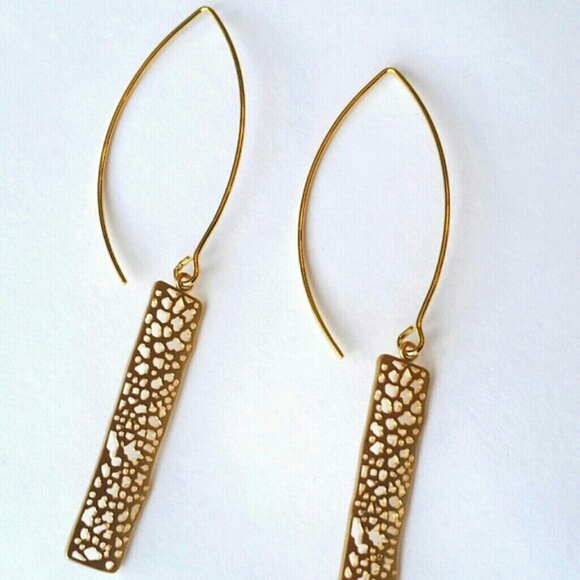 shopjewelry  Jewelry - ♡HOST PICK♡ SLEEK MARQUISE DANGLE EARRING