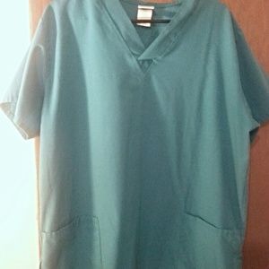 💖 Large UA Scrubs Scrub Top 💖