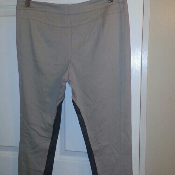 NWT BCBGMAXAZRIA stone coloured riding pants - Picture 3 of 4