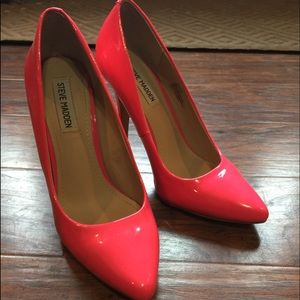 Final sale Hot Pink Steve Madden Pumps