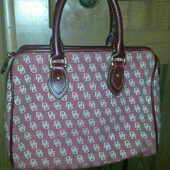 Dooney & Bourke