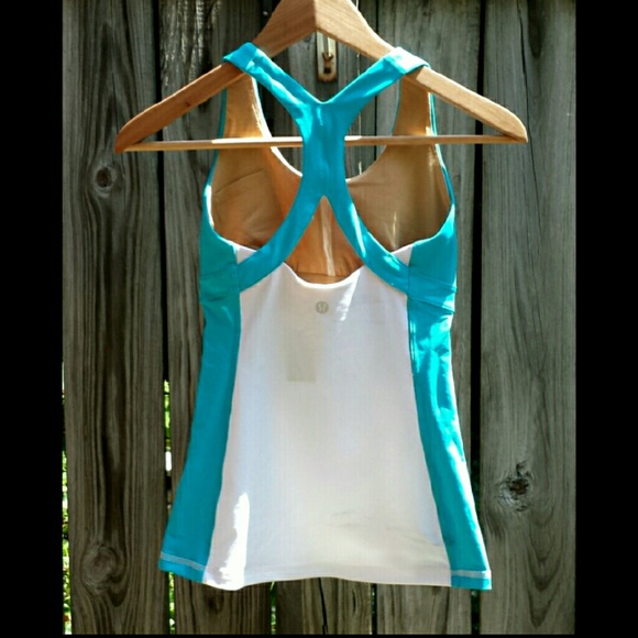 Lululemon RUN : Fast Track Tanks (2) in Spry Blue - Picture 2 of 4