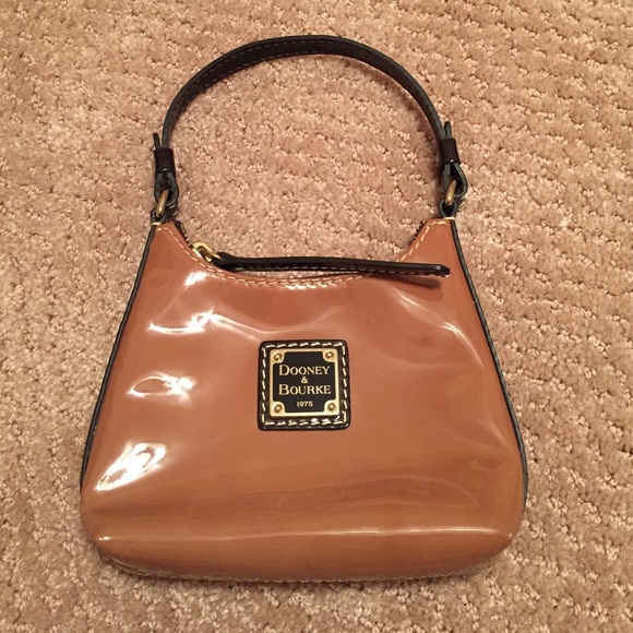 Dooney & Bourke bitsy bag