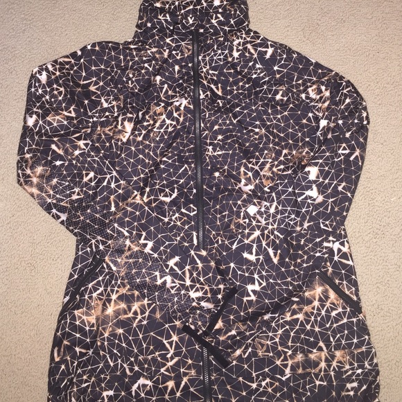 lululemon athletica Jackets & Blazers - Lightweight Lululemon Jacket - Size 4