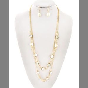 Necklace set