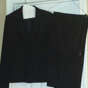 Black 2 PC Pant Suit