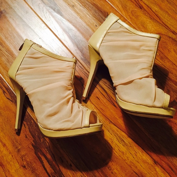 Sold Summer bootie heels BRAND NEW