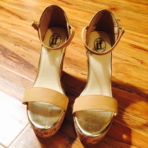 🚫 Sold 🚫 Summer wedges in nude - Picture 2 of 4