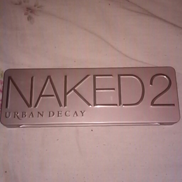Urban decay naked 2