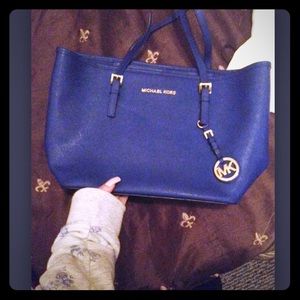 Authentic michael kors Small tote