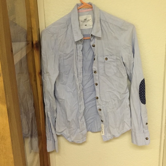 Elbow patched button up