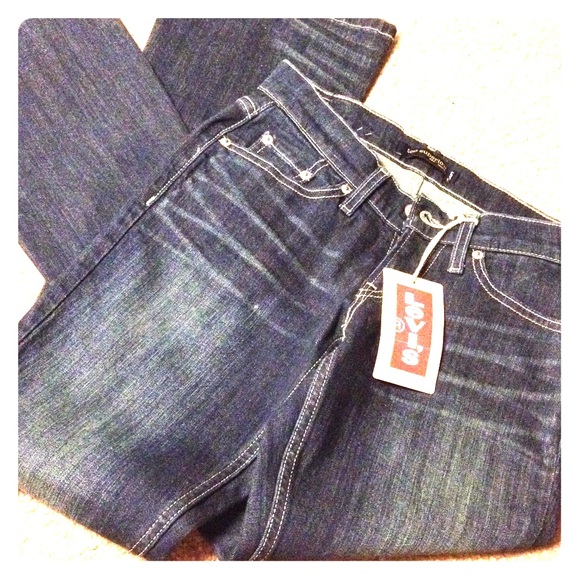 Levi's