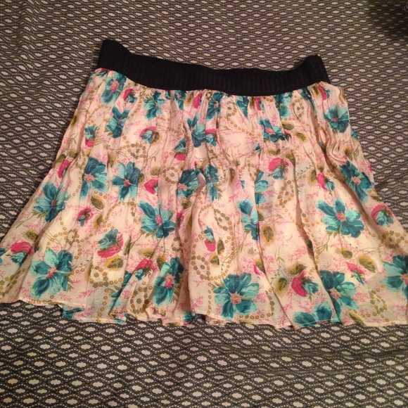 Forever 21 skirt