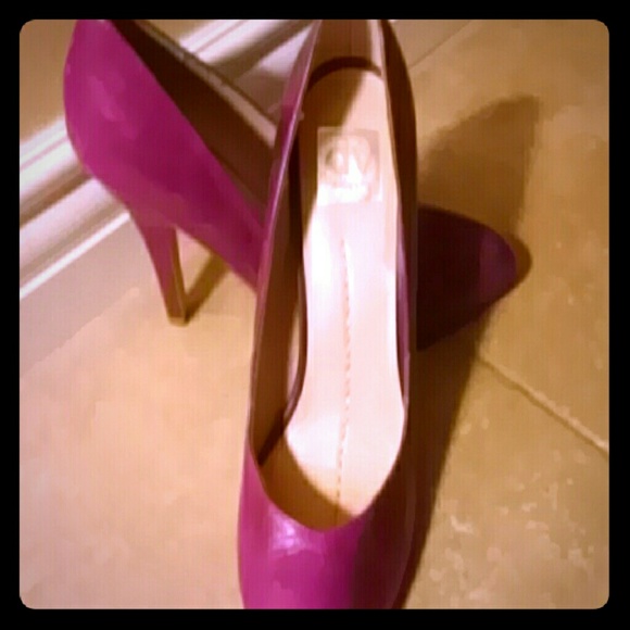 Magenta fushia pumps gorgeous color