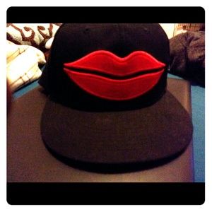 Snap Back Hat