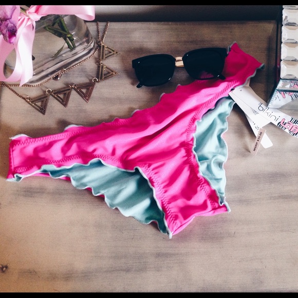 Bikini Lab Other - BIKINI LAB Wavy Scrunch Bikini Bottoms