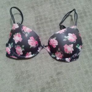 Gilly hicks bra
