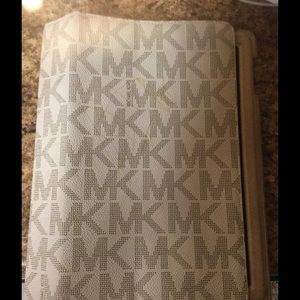 Michael kors  iPad case