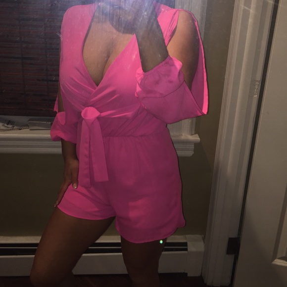 💝 Hot Pink Romper 💝