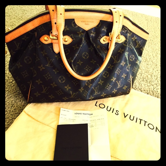 ⛔️SOLD⛔️ AUTHENTIC Louis Vuitton Tivoli GM